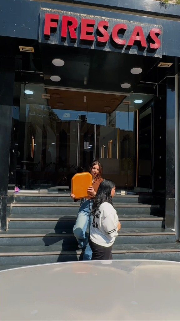 علاج جديد للصداع 😂