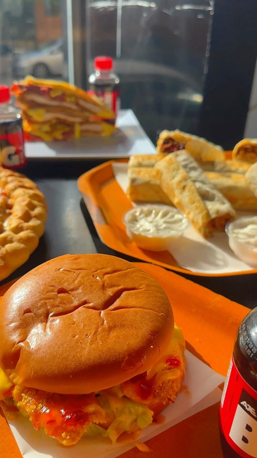 جعان ومحتار؟ 🍔